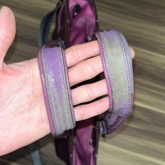 Coach poppy patent leather purple glam tote with crossbody strap - Picture 9 of 16